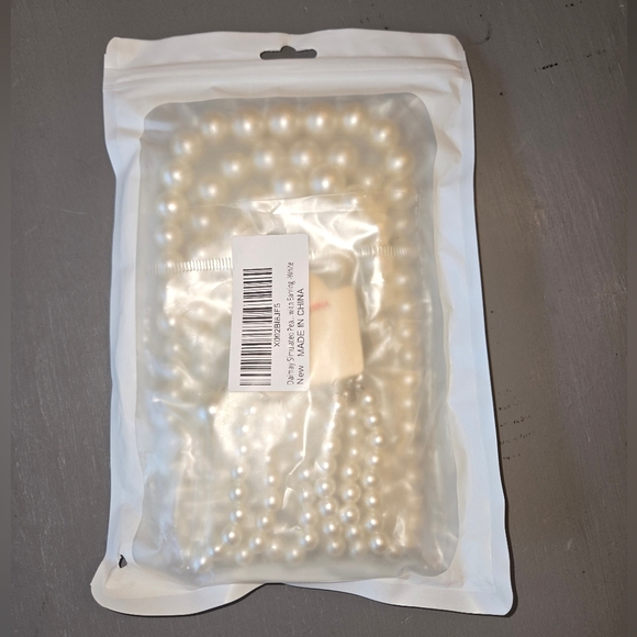 Faux Pearl Necklace and Earring Set NEW - Picture 3 of 7